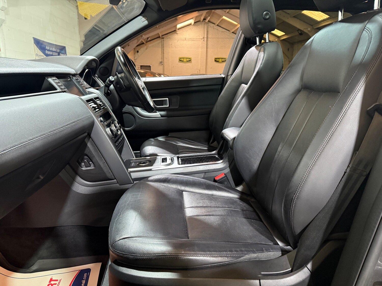 Used Land Rover Discovery Sport 2018 for sale - 76307872: Photo 62