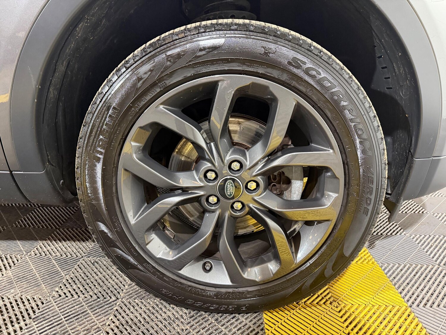 Used Land Rover Discovery Sport 2018 for sale - 76307872: Photo 73