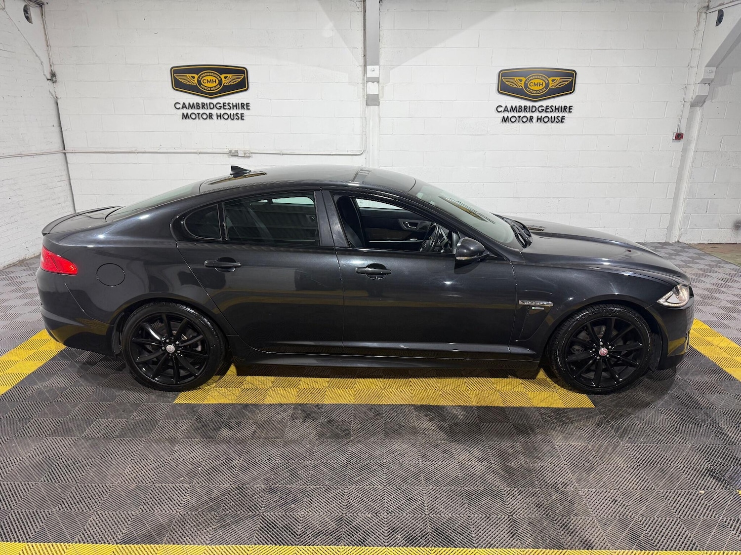 Used Jaguar XF 2015 for sale - 76964586: Photo 17