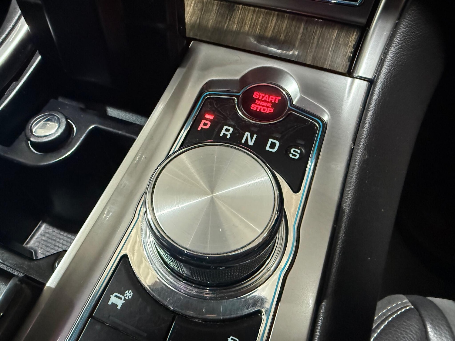 Used Jaguar XF 2015 for sale - 76964586: Photo 29