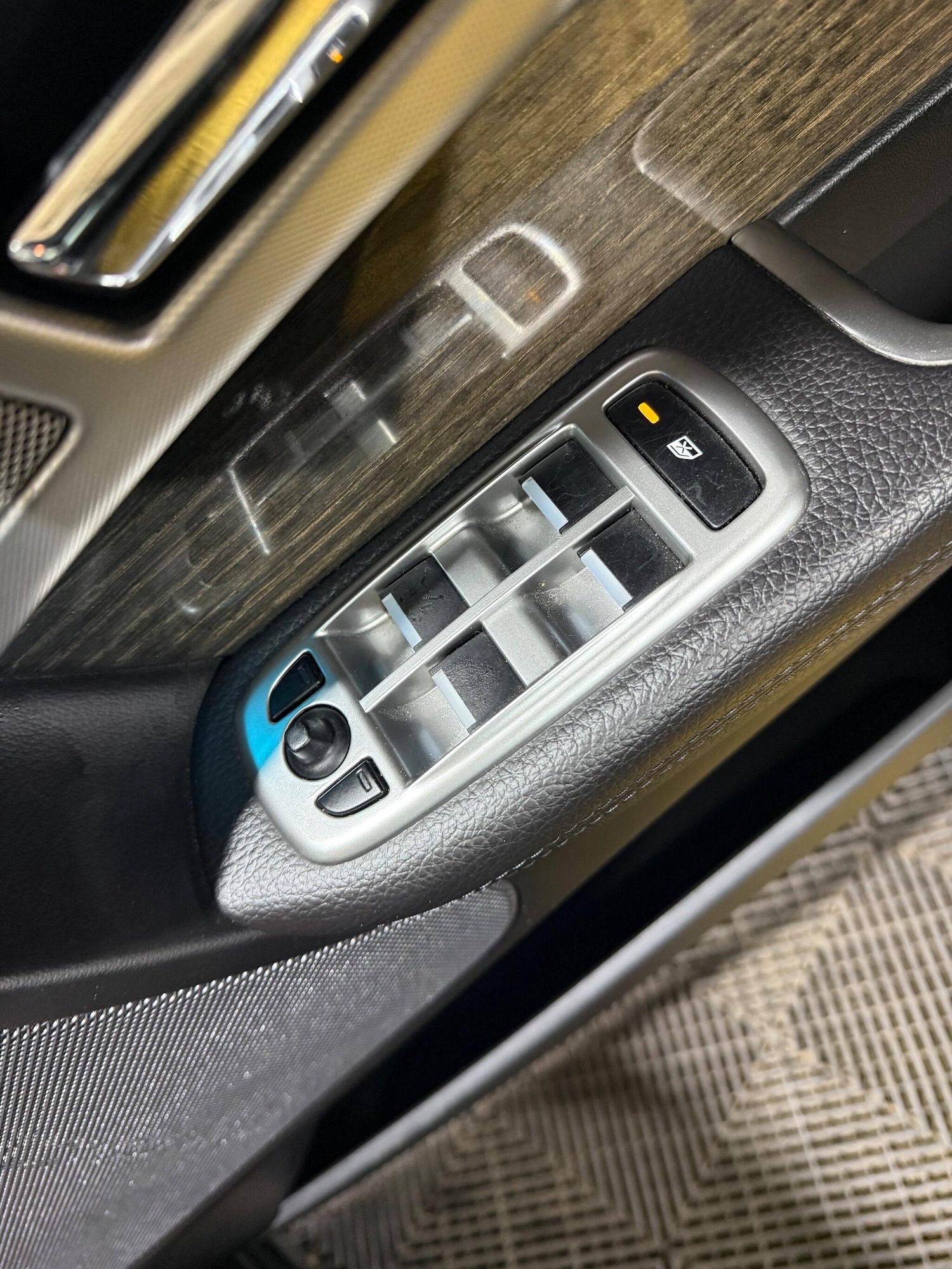 Used Jaguar XF 2015 for sale - 76964586: Photo 41