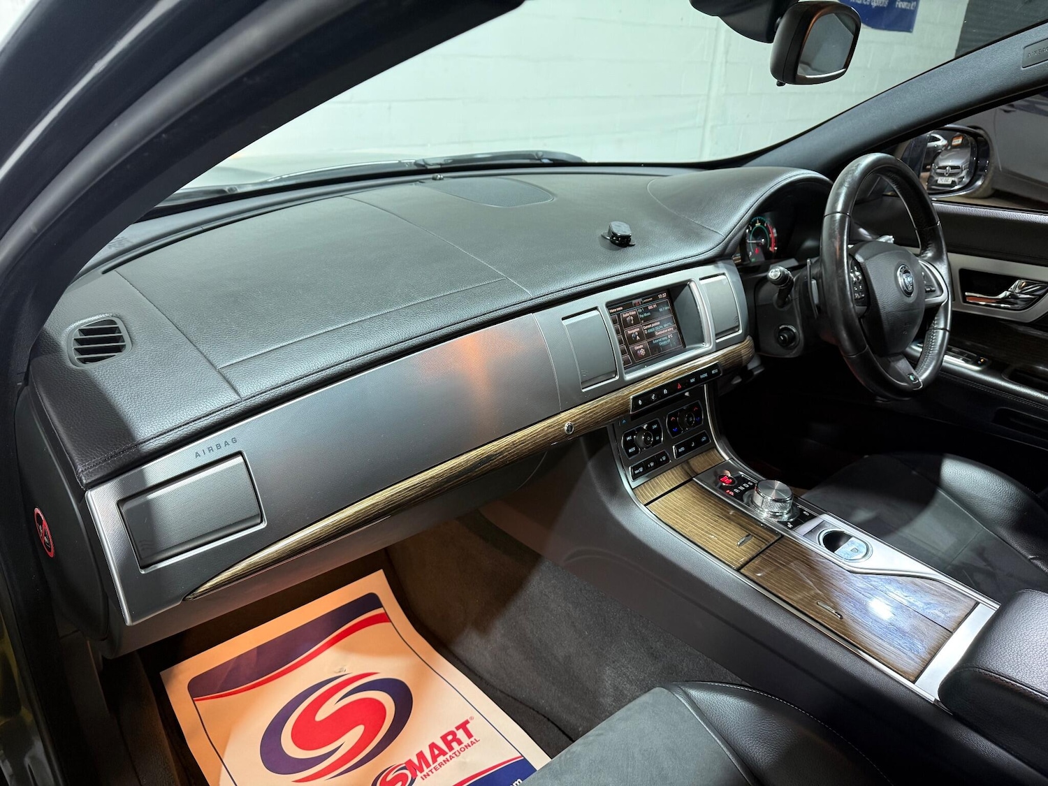 Used Jaguar XF 2015 for sale - 76964586: Photo 54