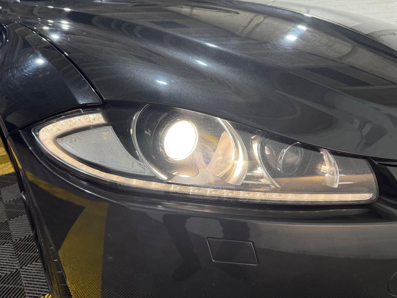 Used Jaguar XF 2015 for sale - 76964586: Photo 63