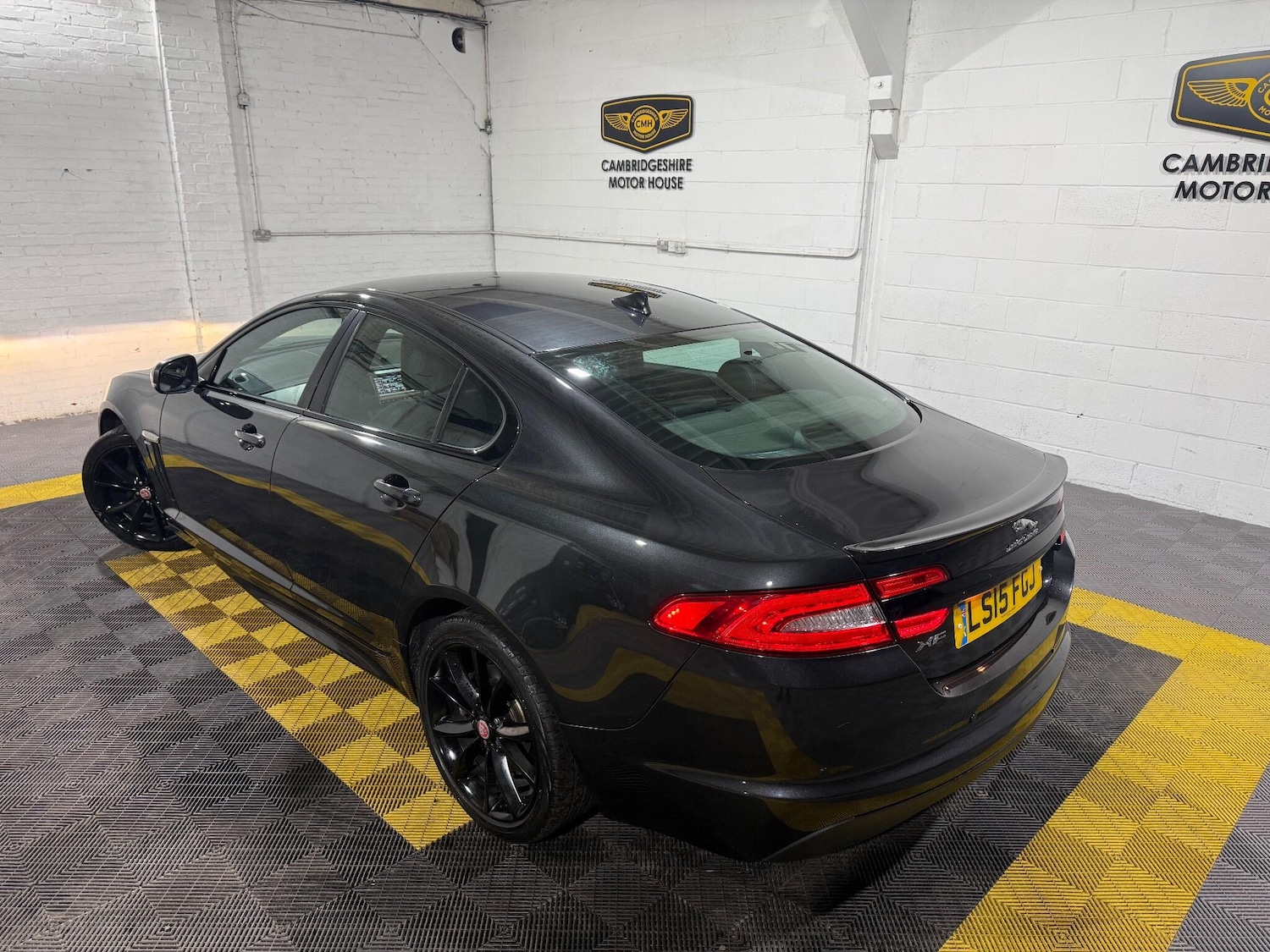 Used Jaguar XF 2015 for sale - 76964586: Photo 7