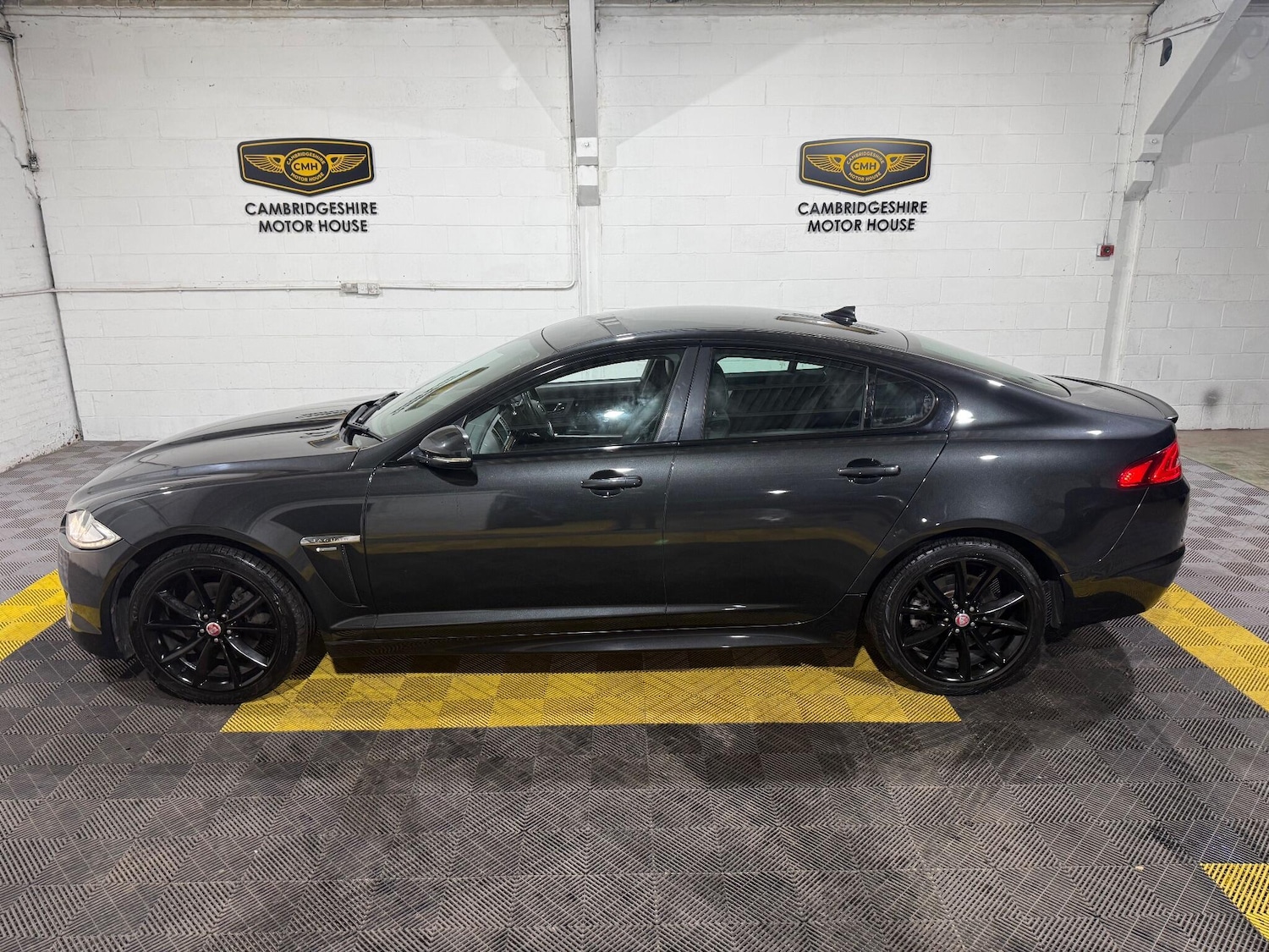 Used Jaguar XF 2015 for sale - 76964586: Photo 9