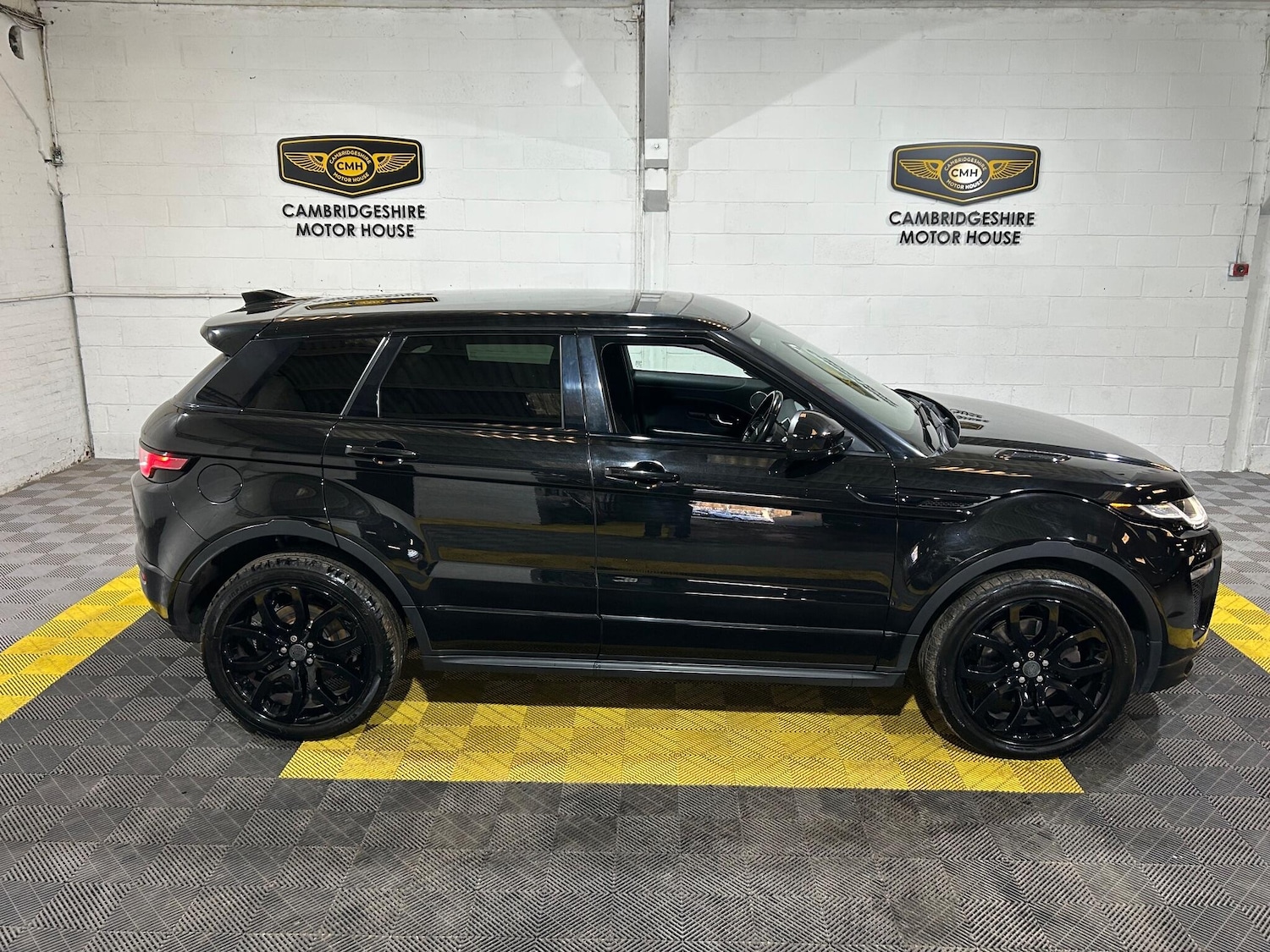 Used Land Rover Range Rover Evoque 2017 for sale - 76592307: Photo 38