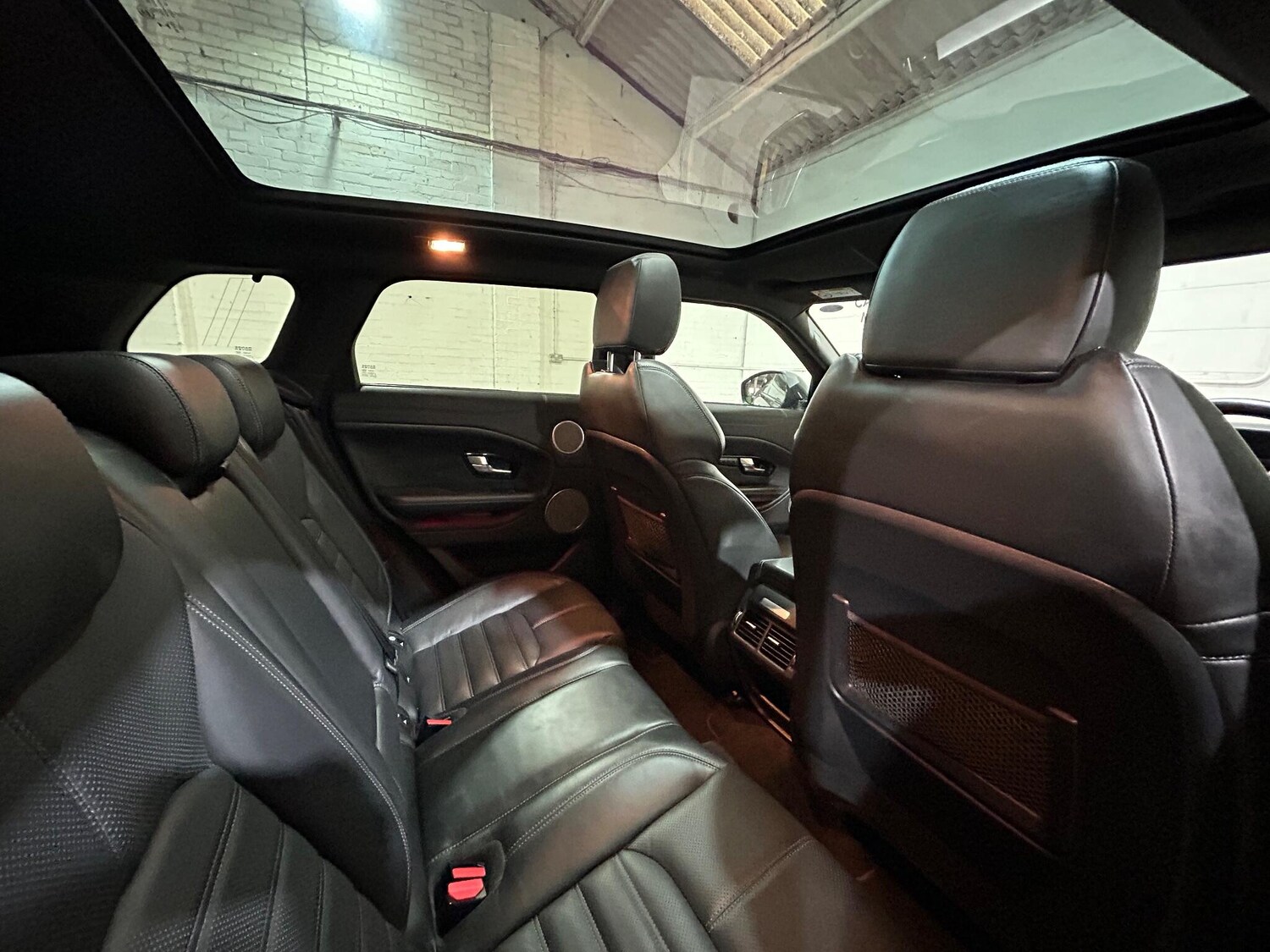 Used Land Rover Range Rover Evoque 2017 for sale - 76592307: Photo 46