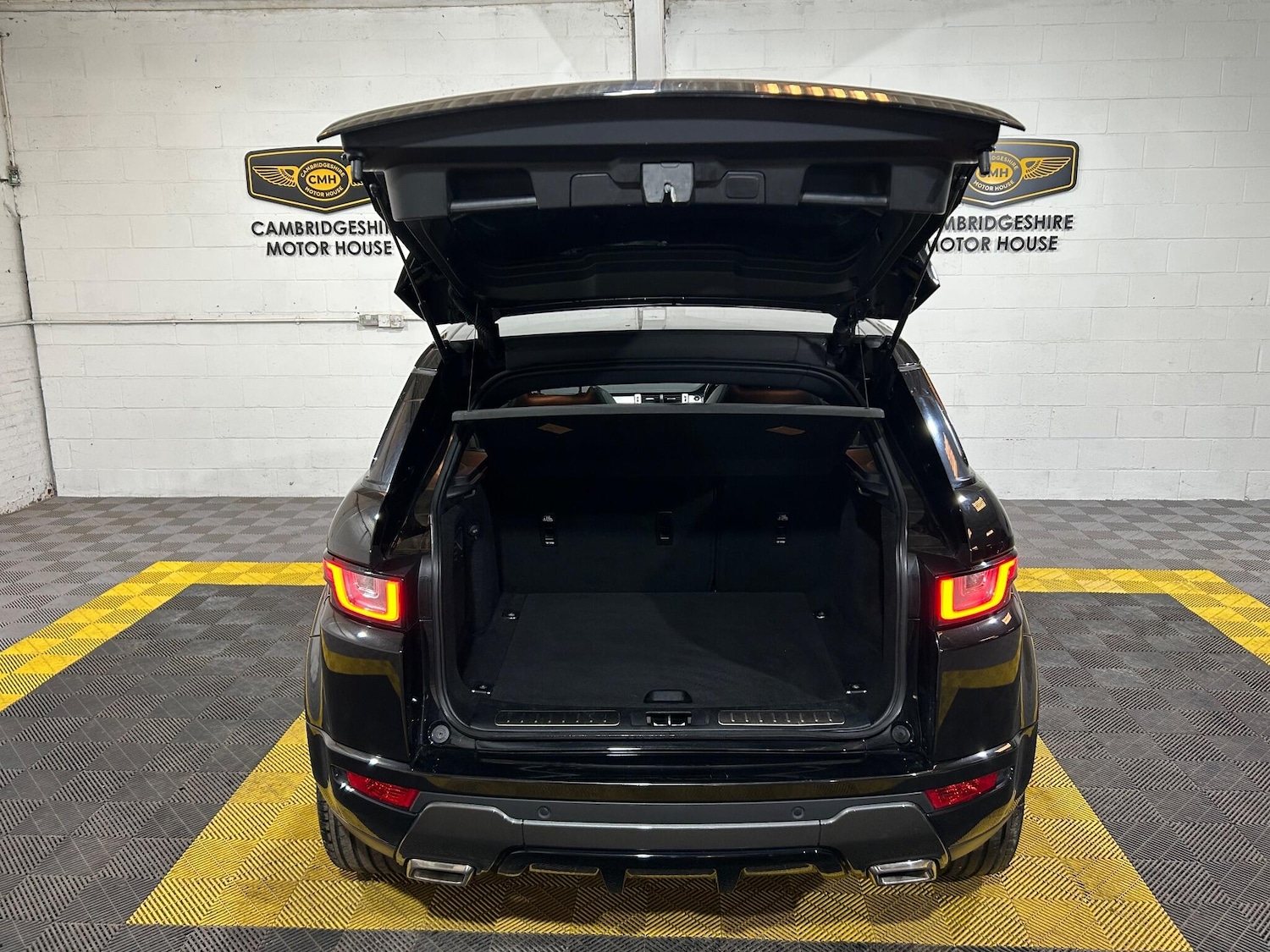 Used Land Rover Range Rover Evoque 2017 for sale - 76592307: Photo 53