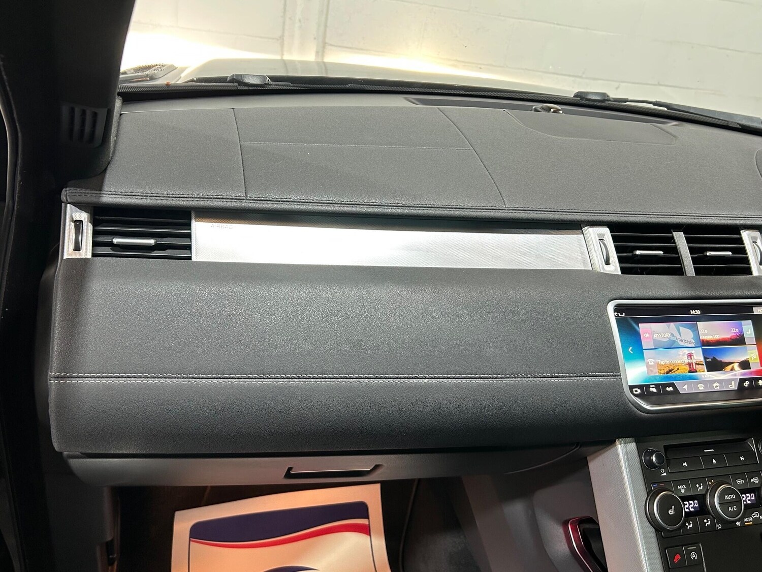 Used Land Rover Range Rover Evoque 2017 for sale - 76592307: Photo 66