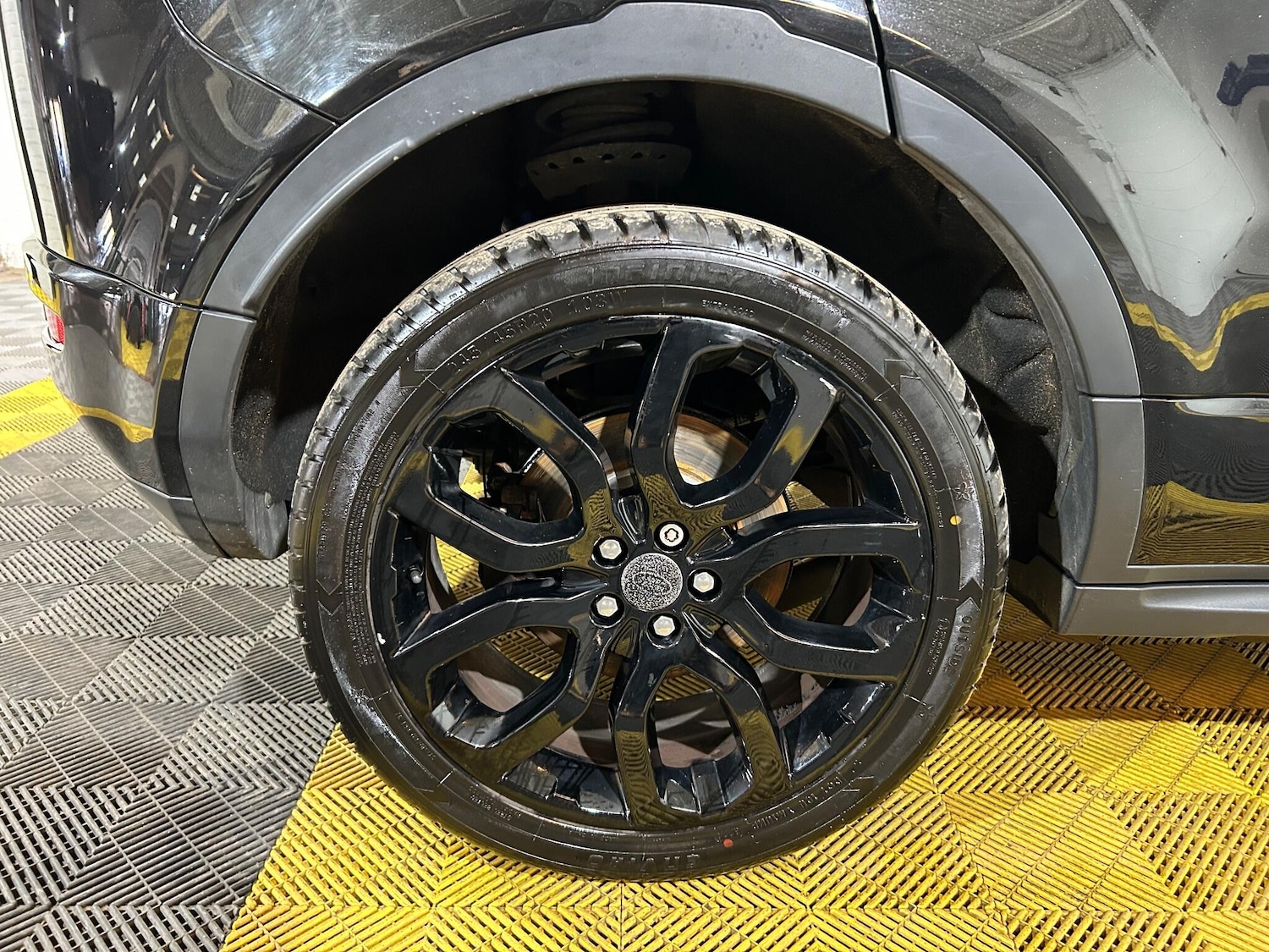 Used Land Rover Range Rover Evoque 2017 for sale - 76592307: Photo 82