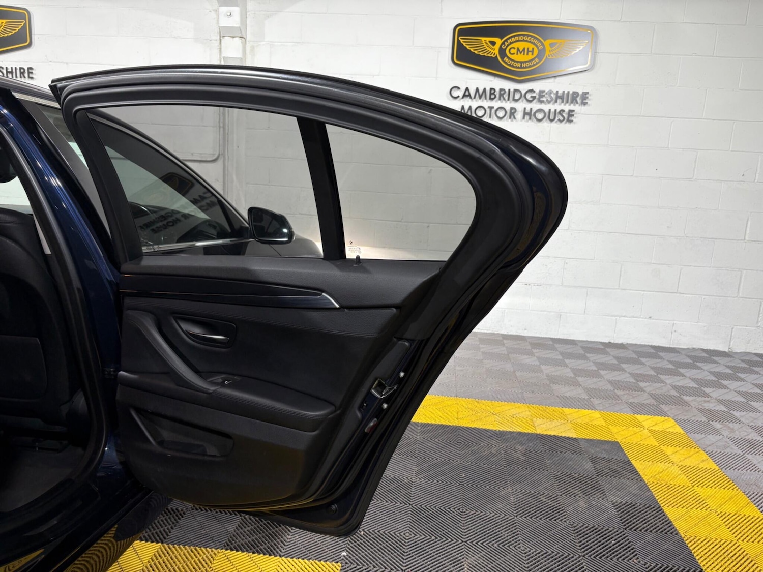 Used BMW 5 Series 2016 for sale - 76537743: Photo 46