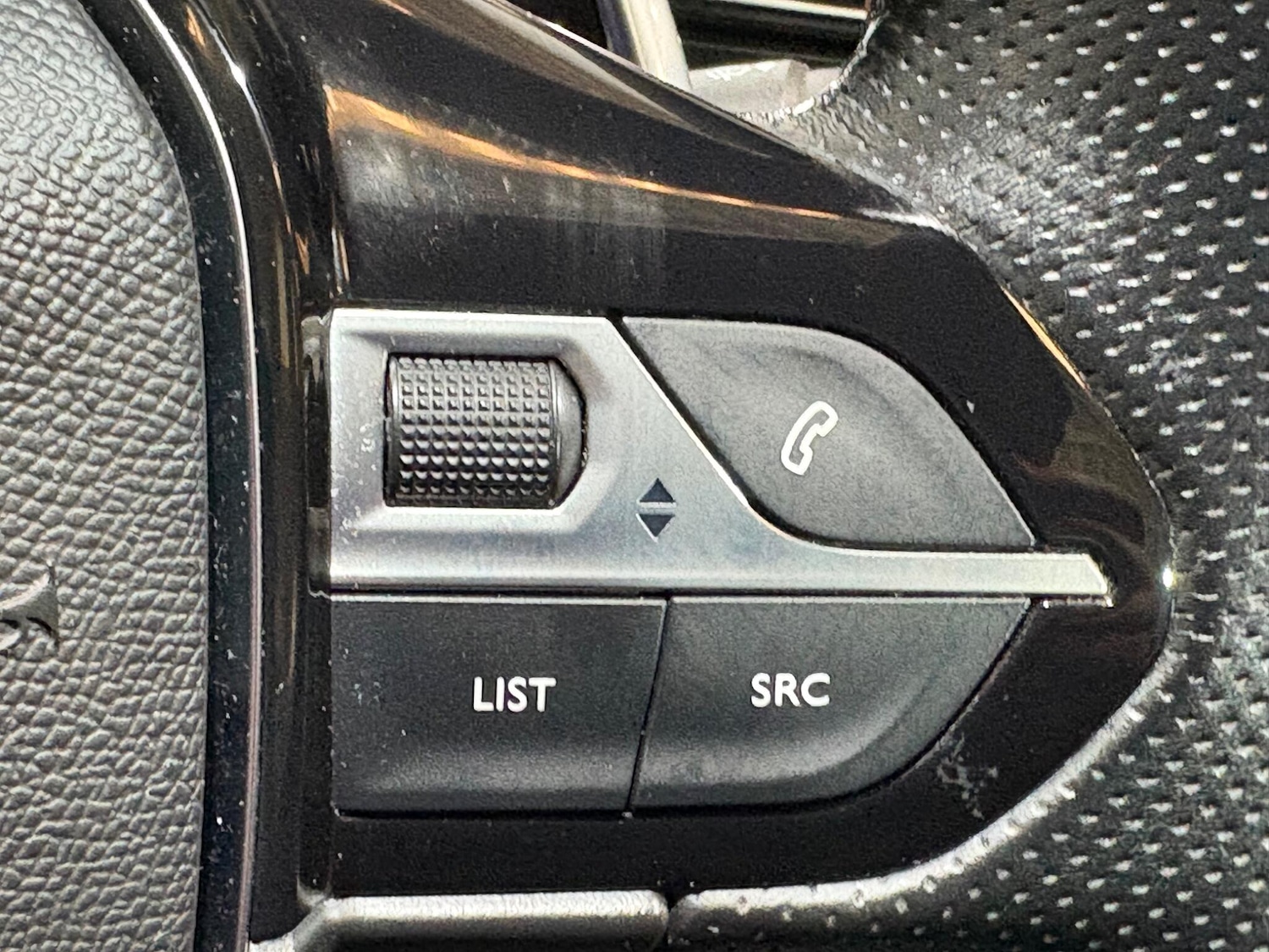 Used Peugeot 3008 for sale - 76485540: Photo 88