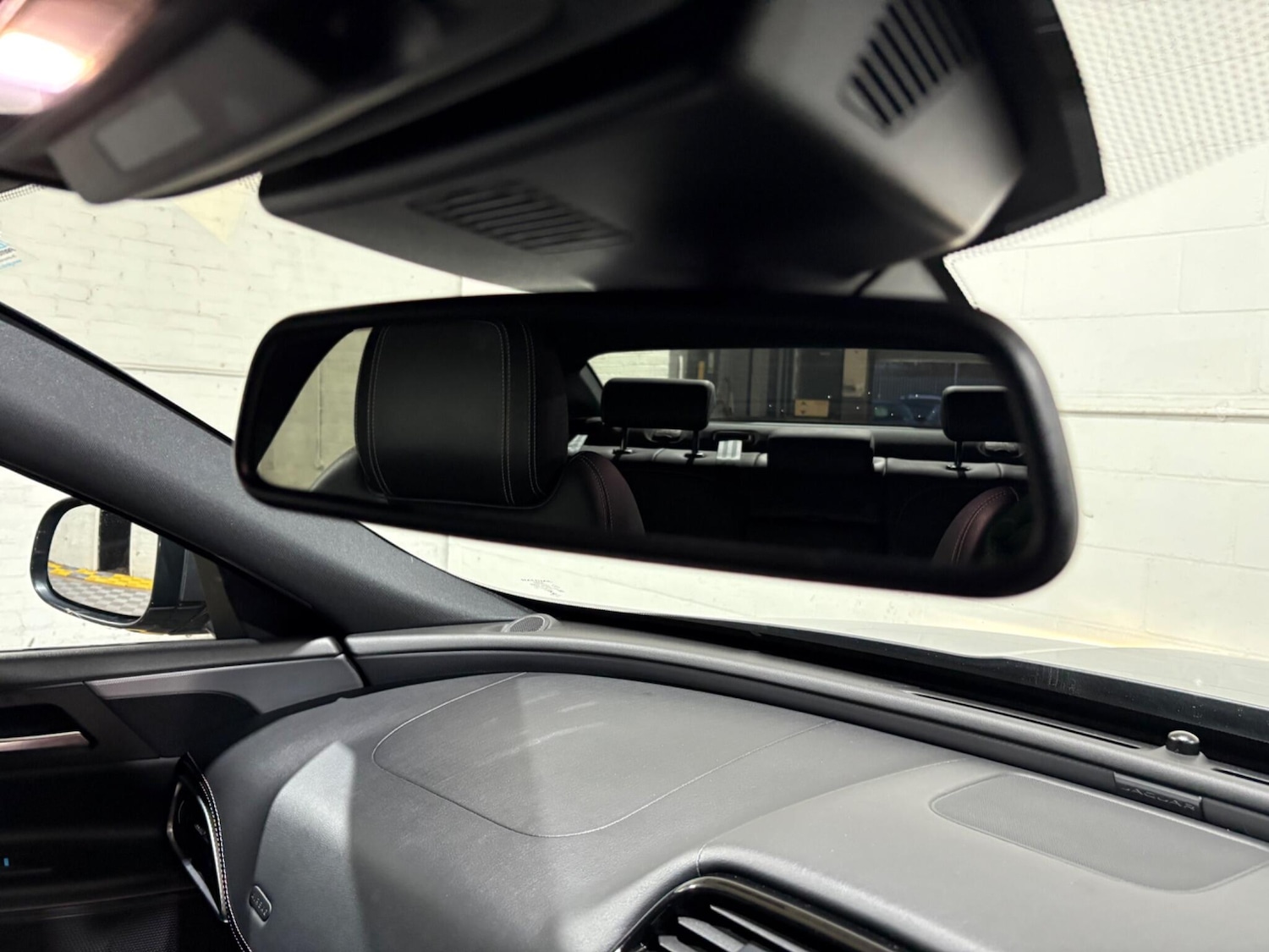 Used Jaguar XE 2017 for sale - 76657105: Photo 15