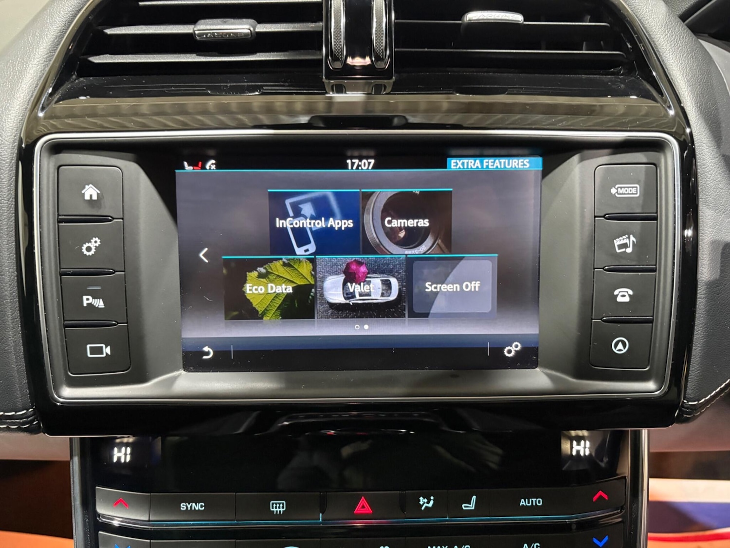 Used Jaguar XE 2017 for sale - 76657105: Photo 17