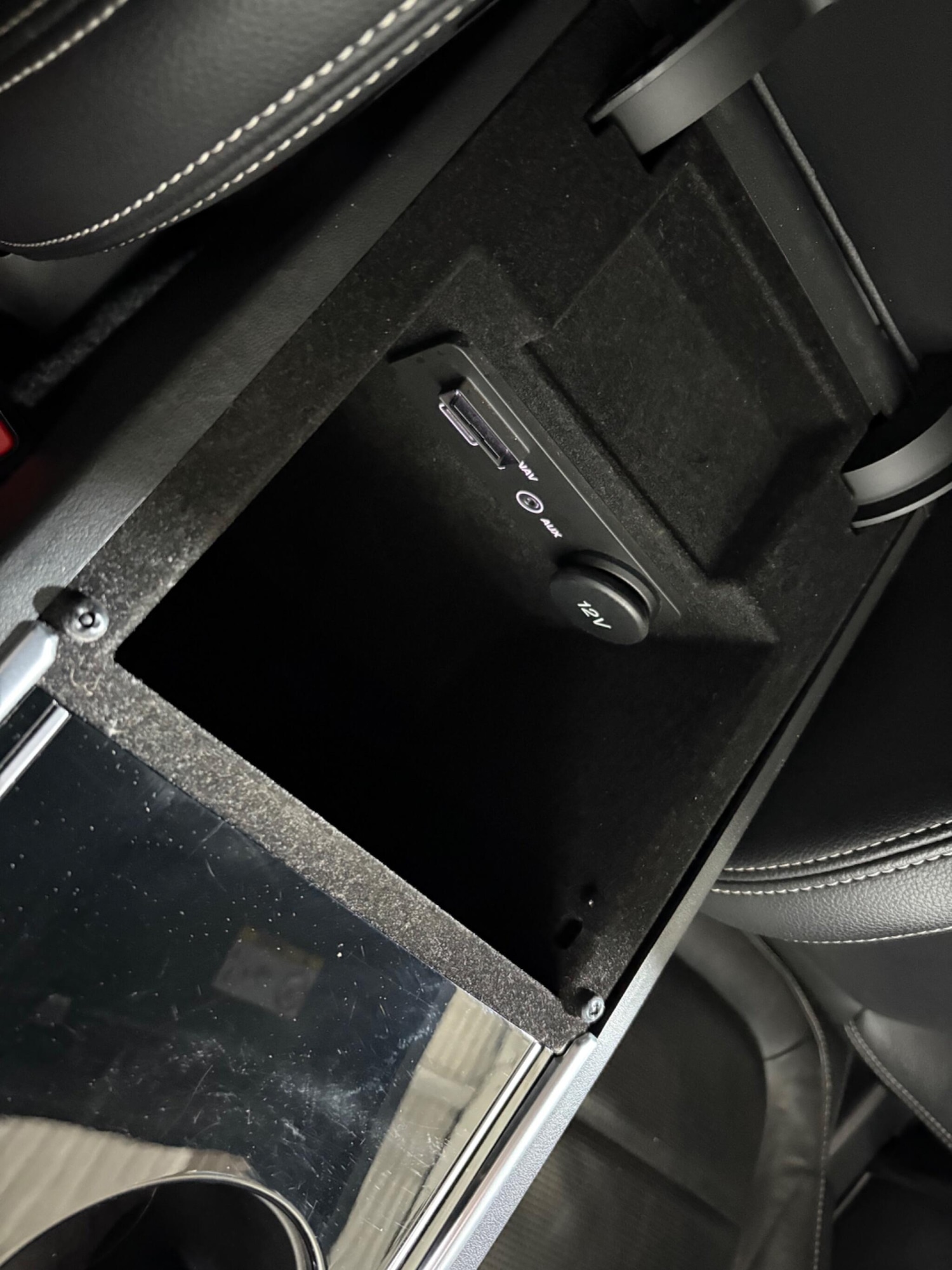 Used Jaguar XE 2017 for sale - 76657105: Photo 21