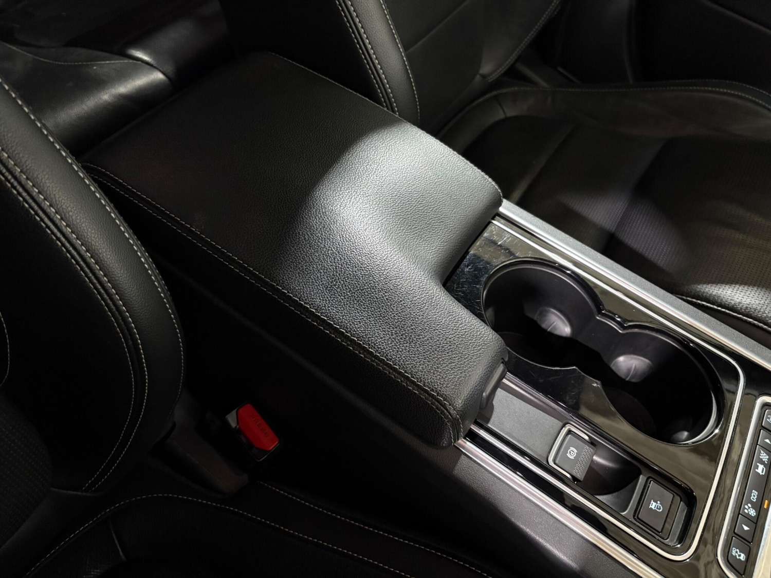 Used Jaguar XE 2017 for sale - 76657105: Photo 22