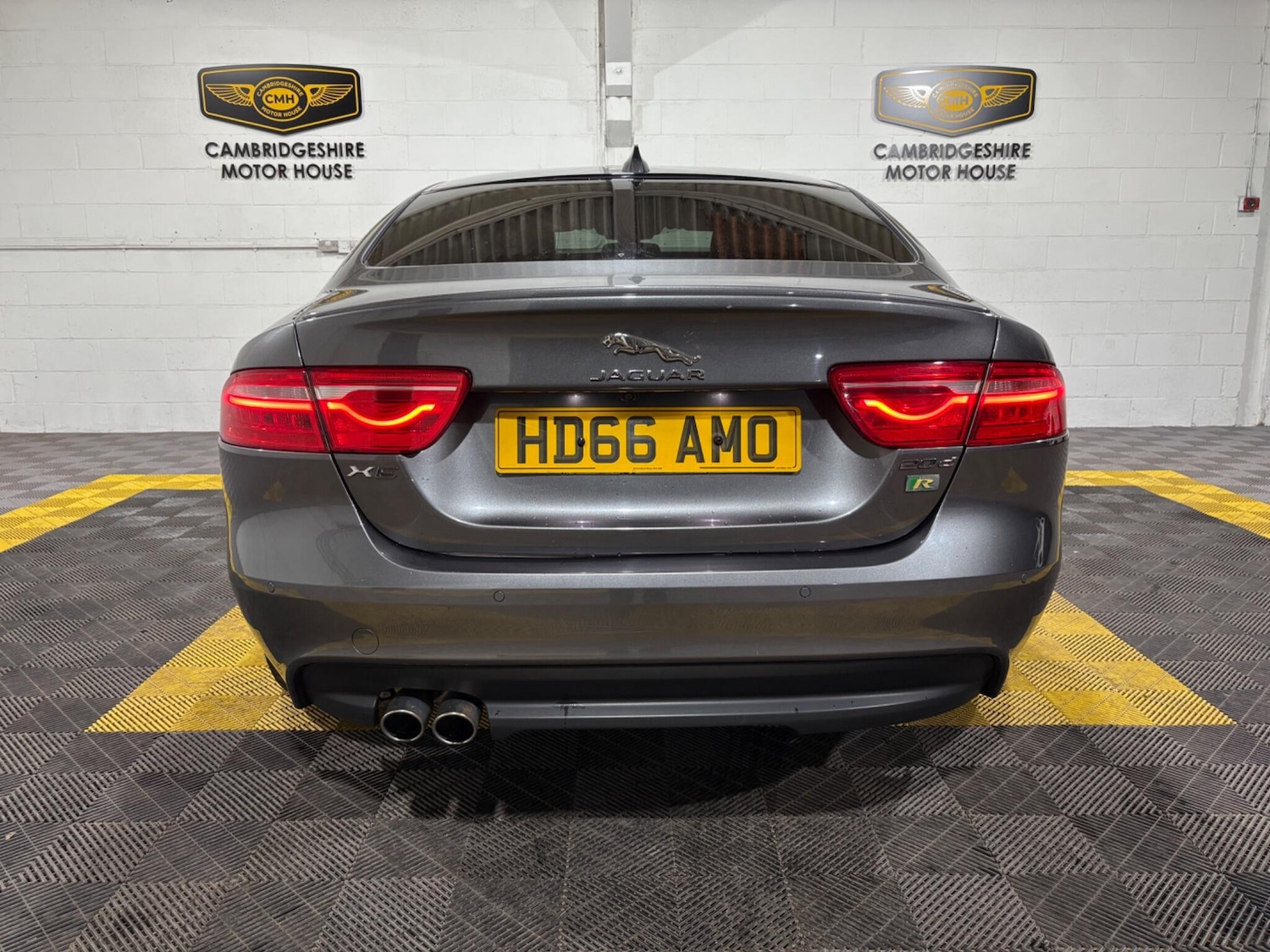 Used Jaguar XE 2017 for sale - 76657105: Photo 33