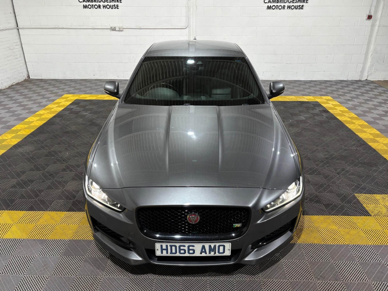 Used Jaguar XE 2017 for sale - 76657105: Photo 39