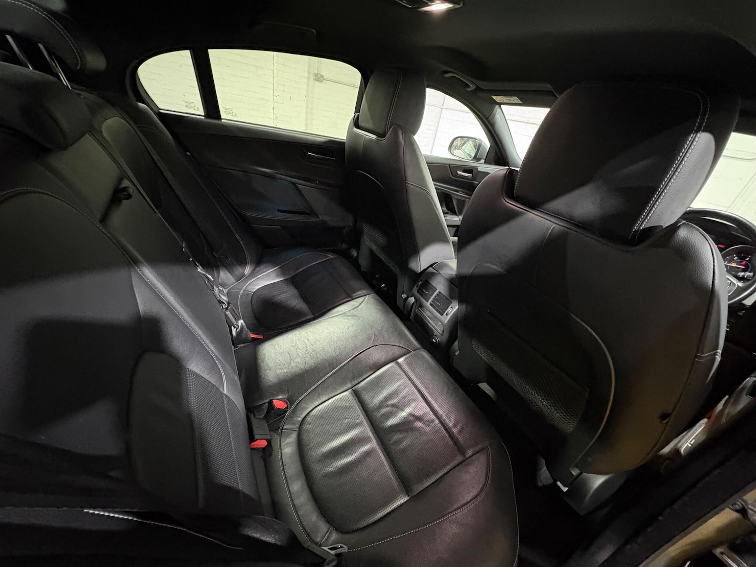 Used Jaguar XE 2017 for sale - 76657105: Photo 42