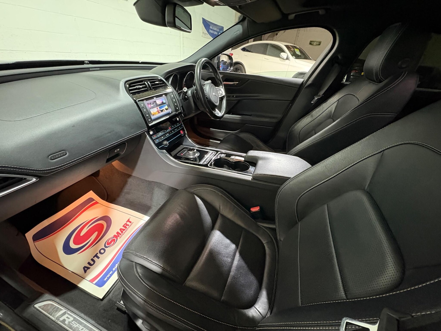 Used Jaguar XE 2017 for sale - 76657105: Photo 62