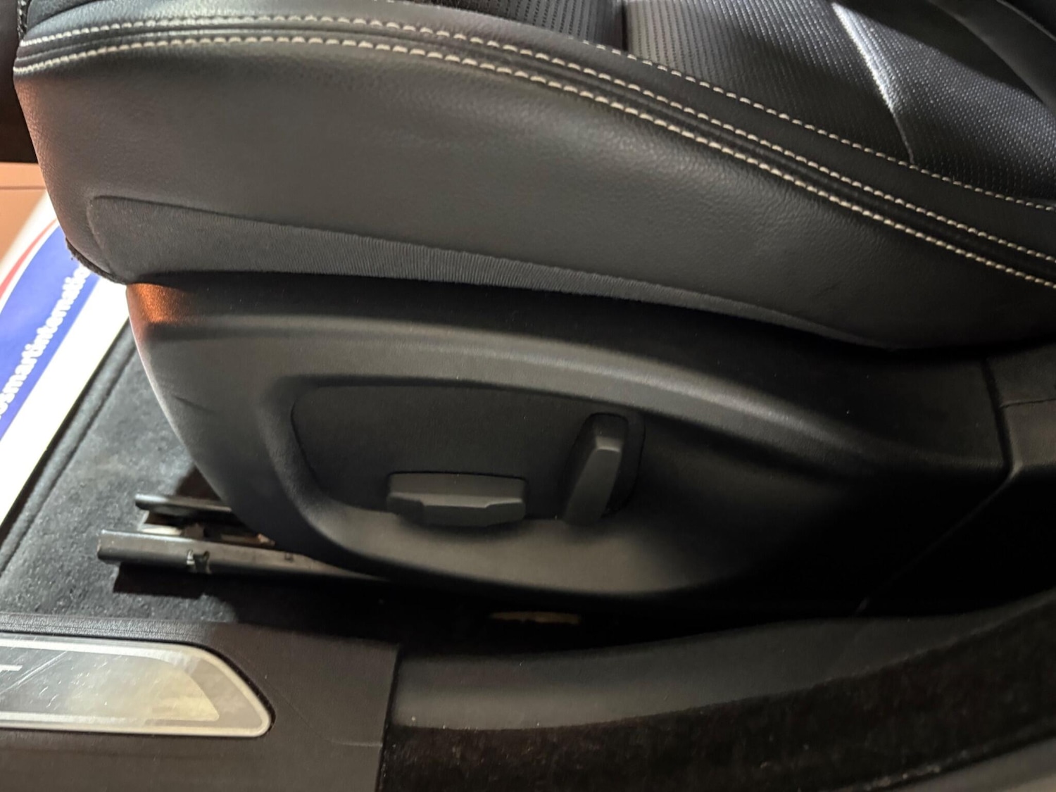 Used Jaguar XE 2017 for sale - 76657105: Photo 67