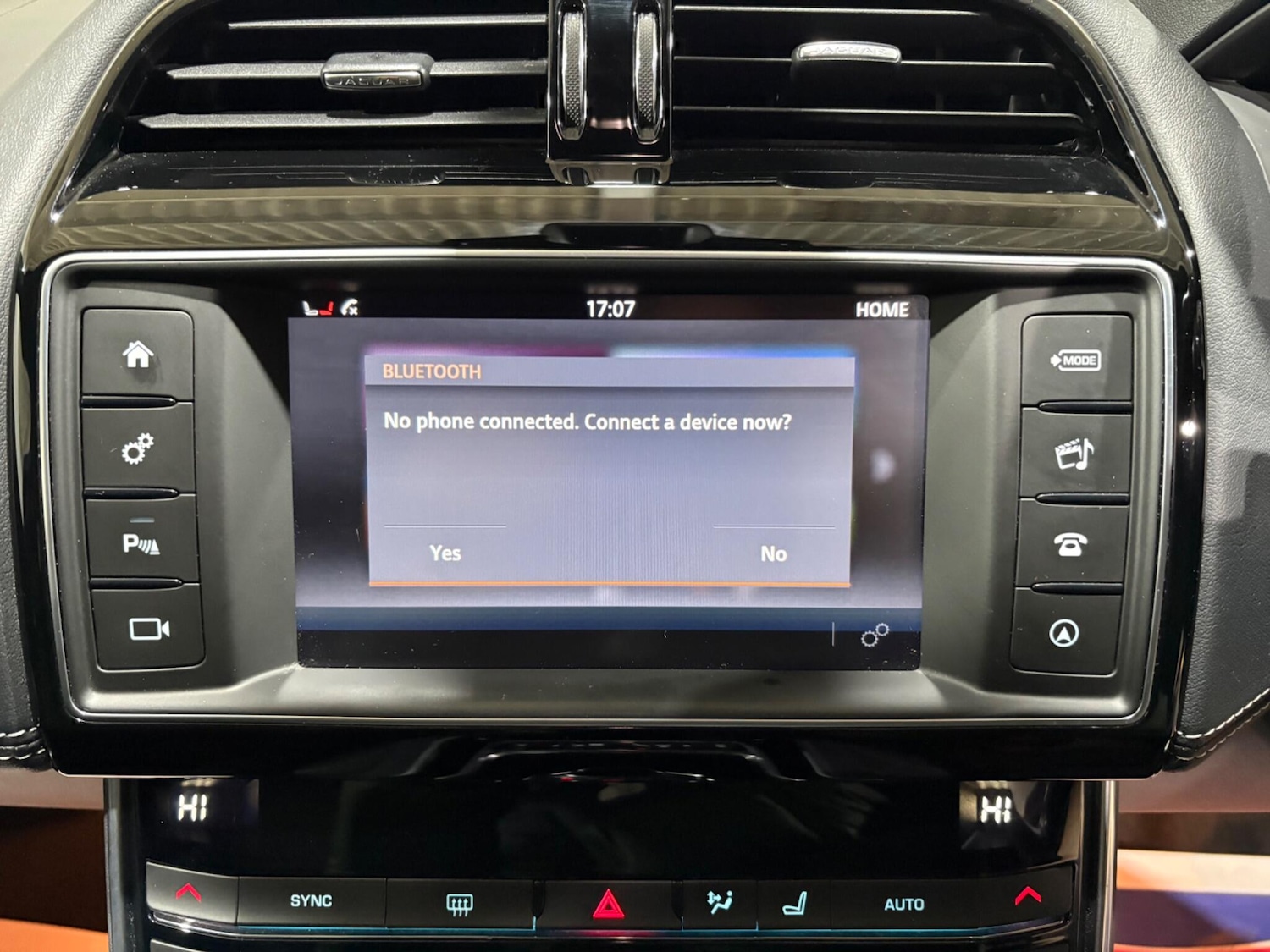 Used Jaguar XE 2017 for sale - 76657105: Photo 73