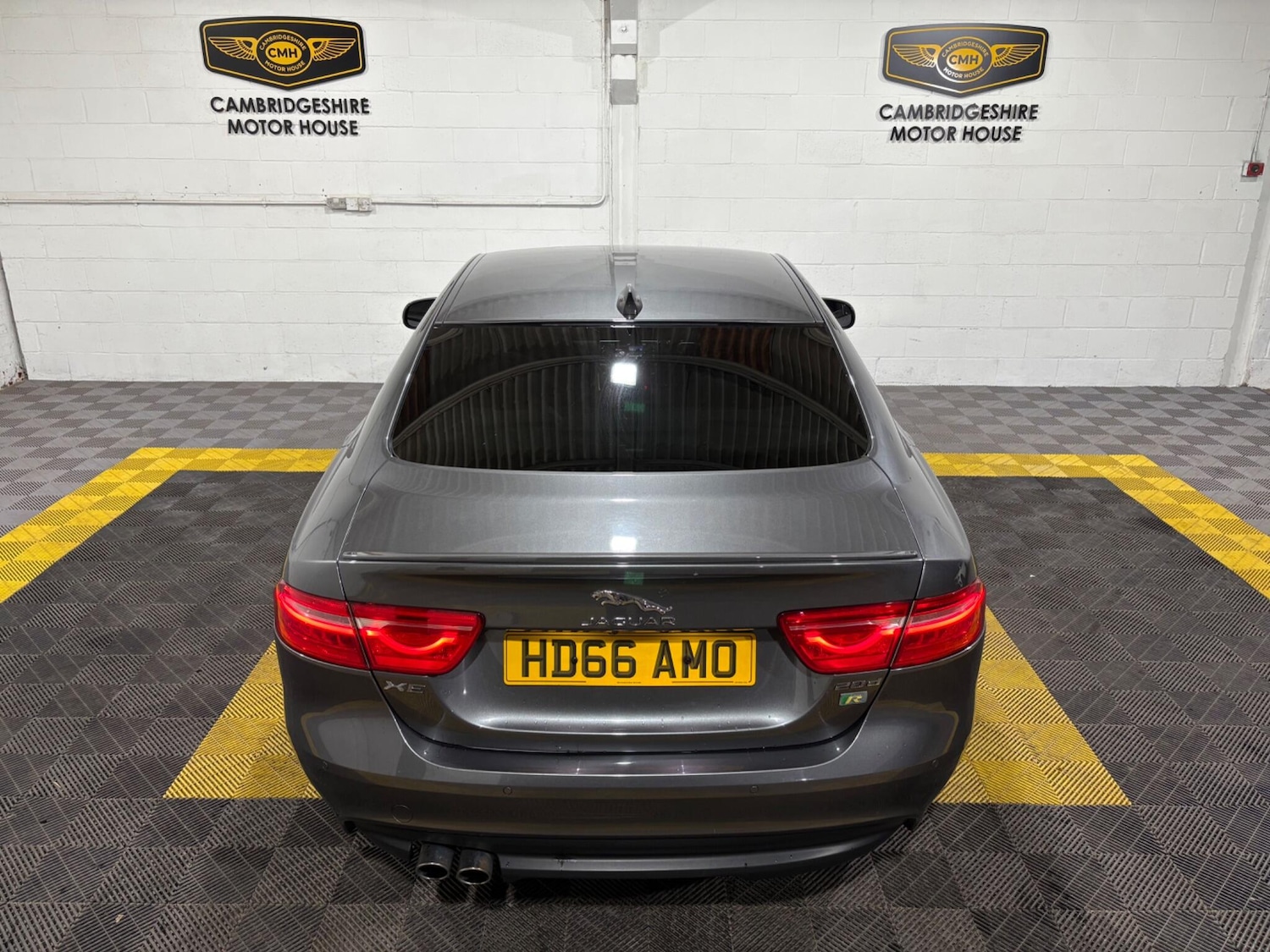 Used Jaguar XE 2017 for sale - 76657105: Photo 82