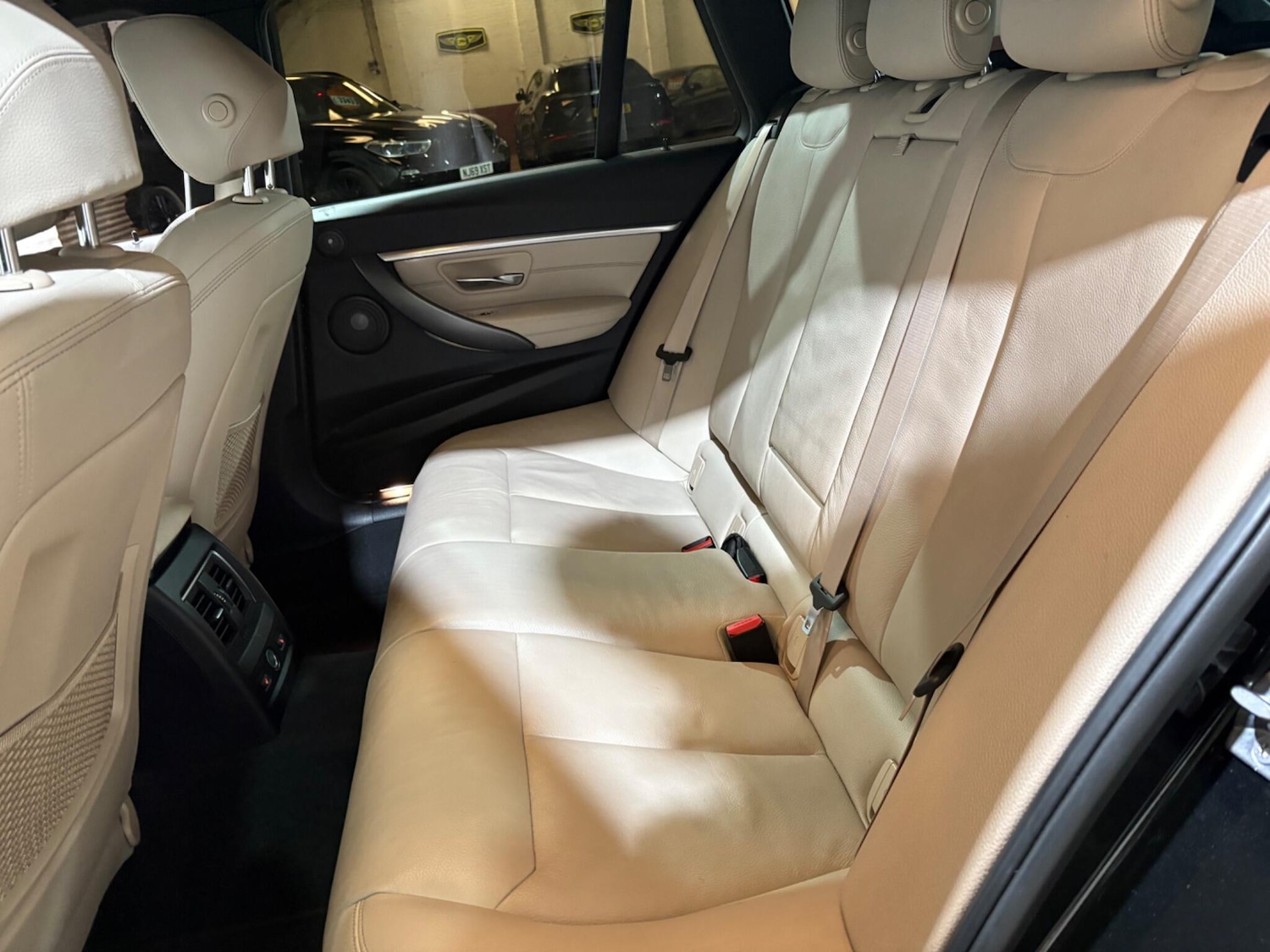 Used BMW 3 Series 2018 for sale - 76667118: Photo 53