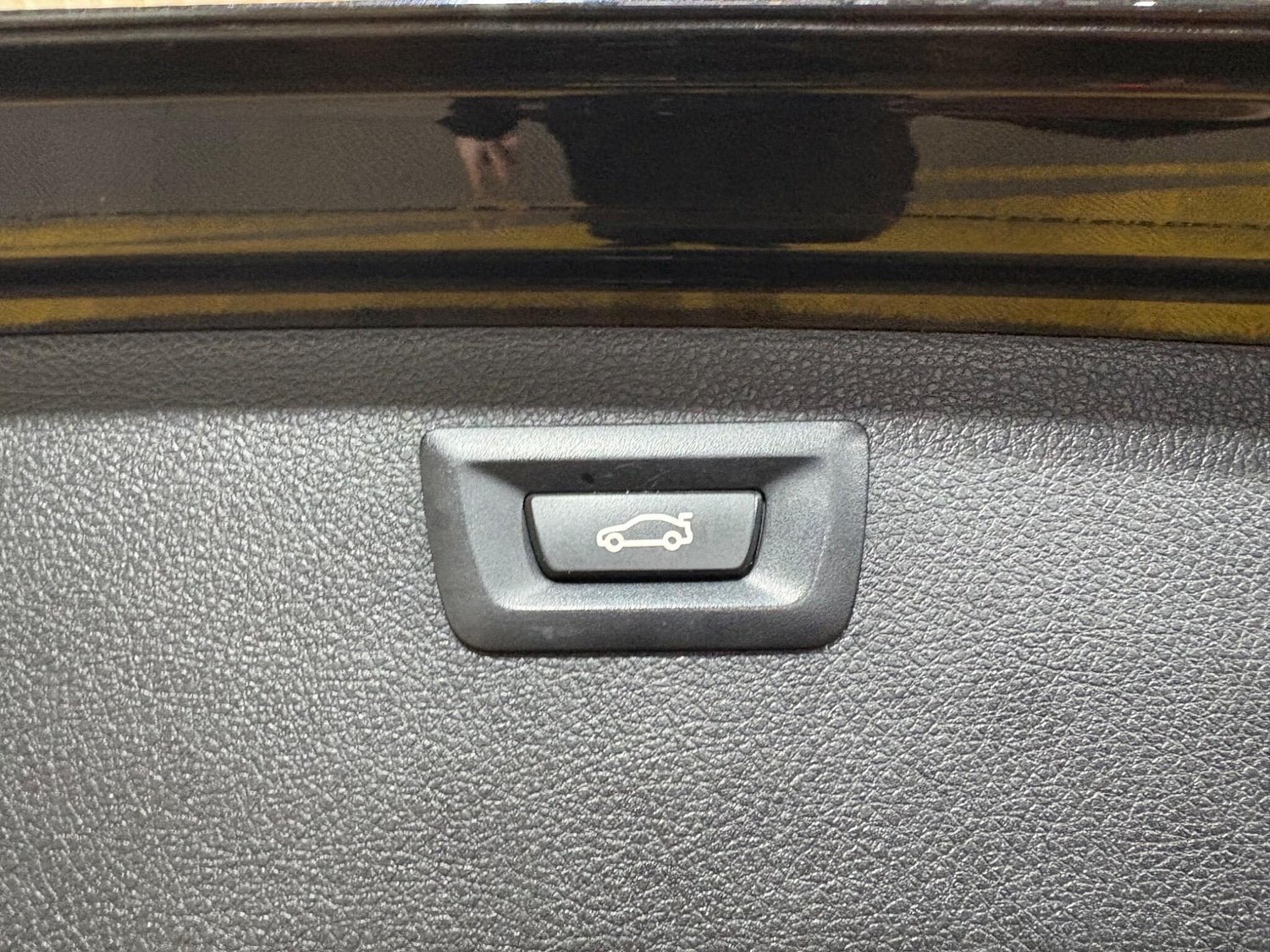 Used BMW 3 Series 2018 for sale - 76667118: Photo 76