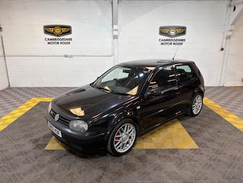 Used Volkswagen Golf 2002 for sale - 79212101: Photo