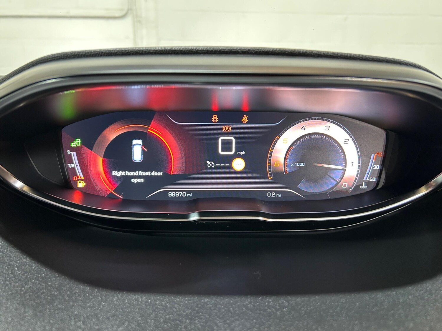 Used Peugeot 3008 2019 for sale - 76122313: Photo 11