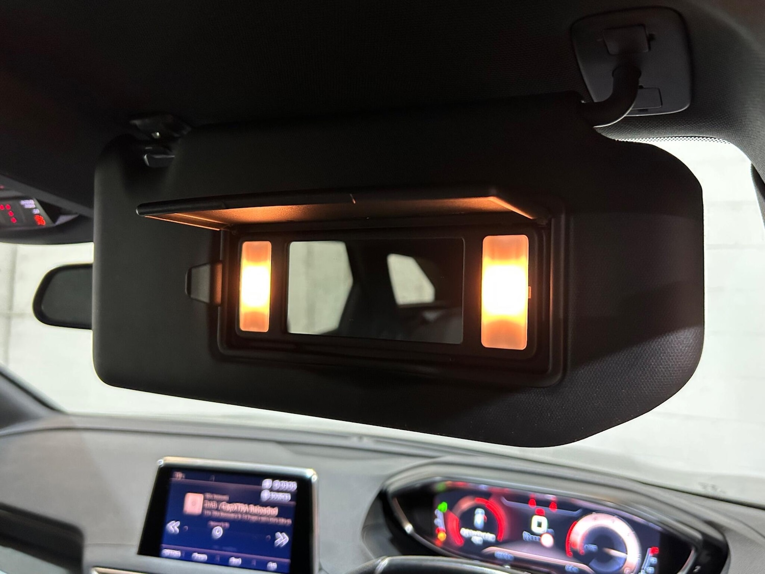 Used Peugeot 3008 2019 for sale - 76122313: Photo 13