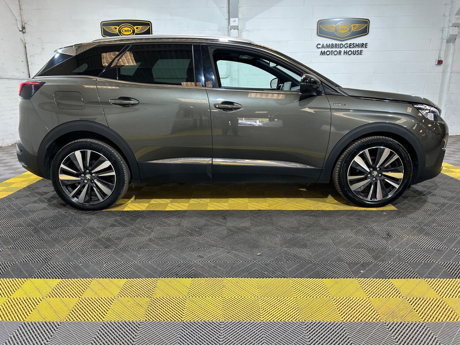 Used Peugeot 3008 2019 for sale - 76122313: Photo 44