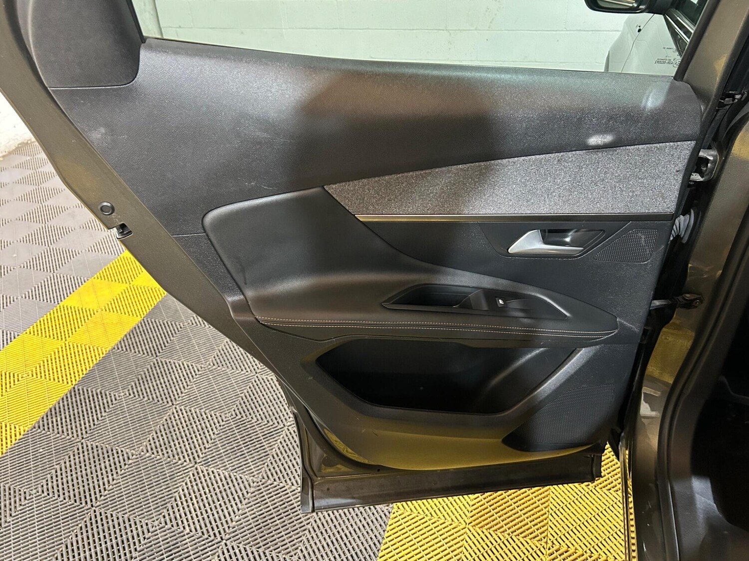 Used Peugeot 3008 2019 for sale - 76122313: Photo 59