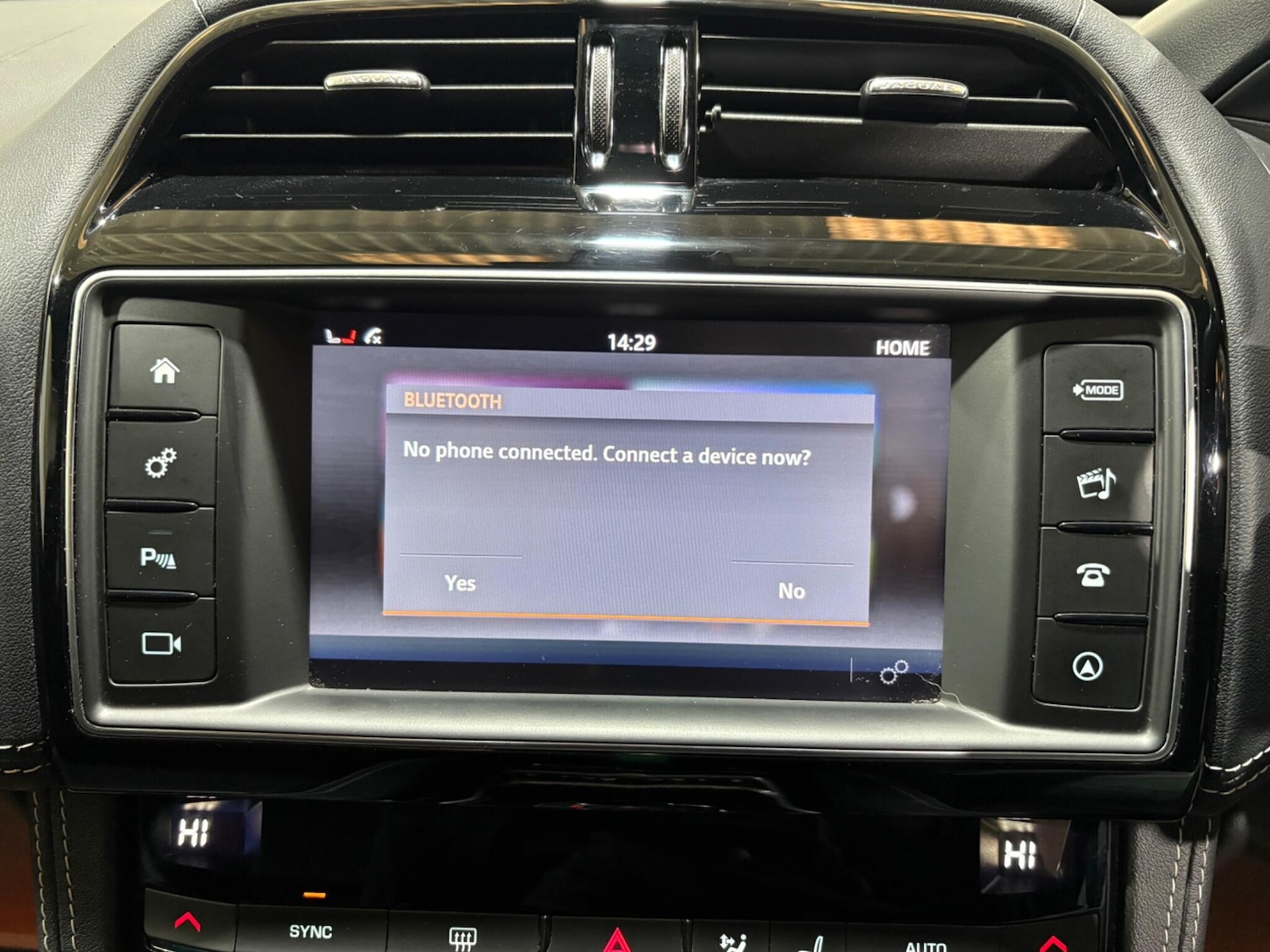 Used Jaguar F-Pace 2017 for sale - 76976759: Photo 16