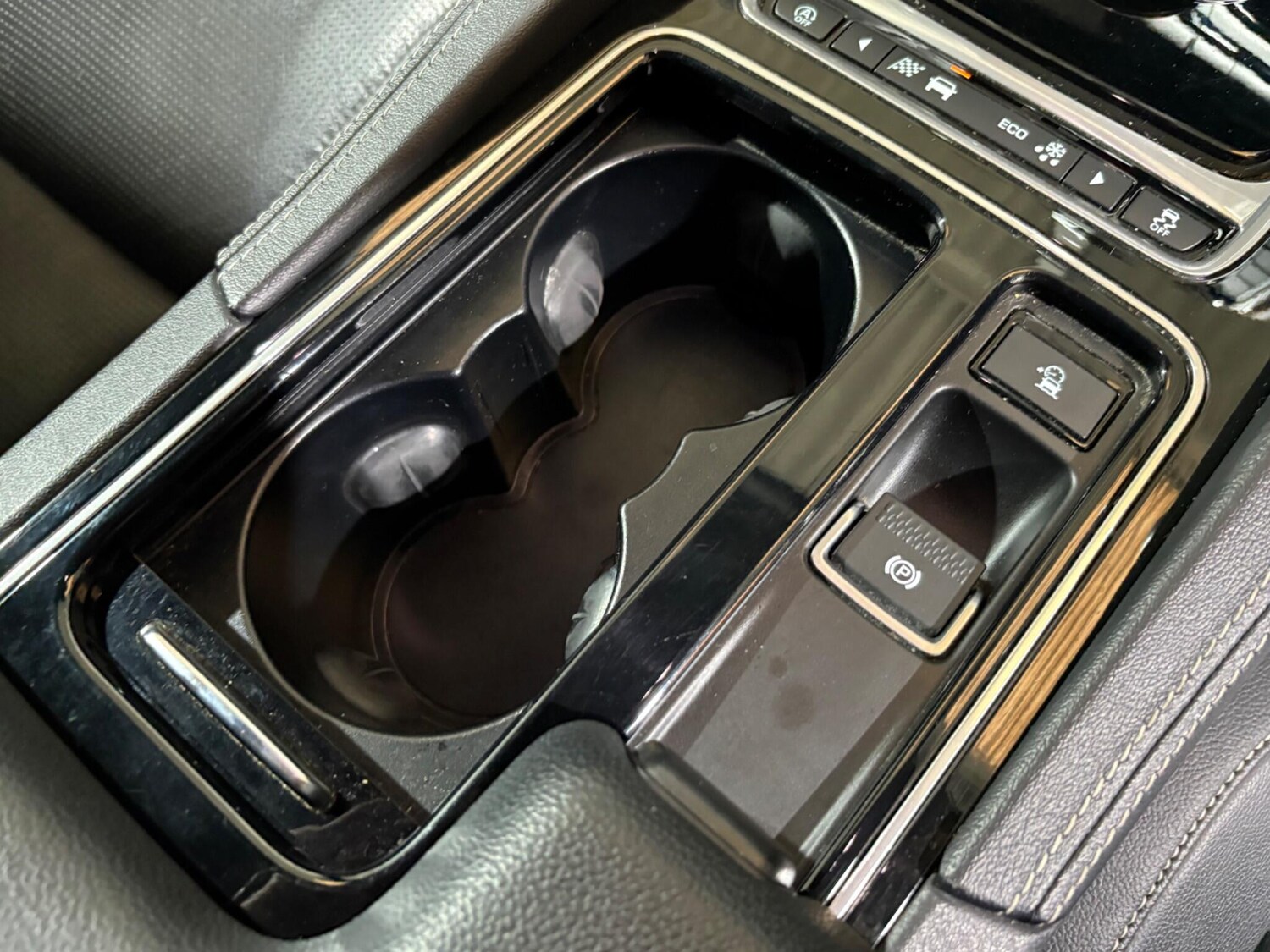 Used Jaguar F-Pace 2017 for sale - 76976759: Photo 21