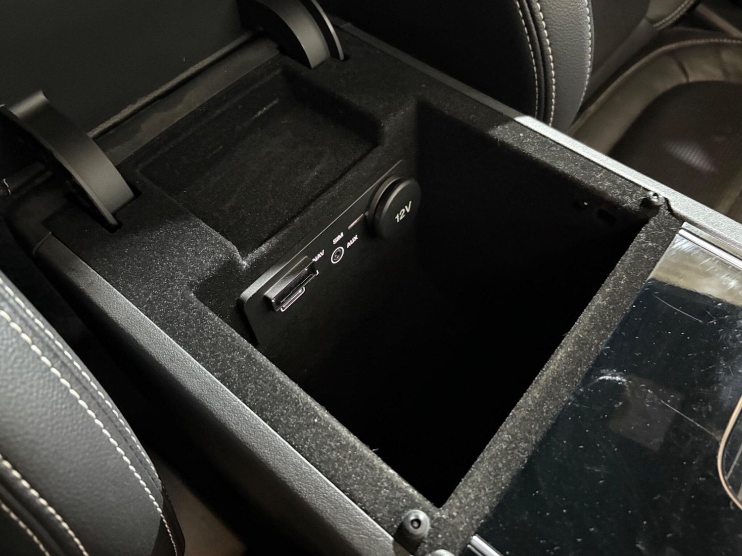 Used Jaguar F-Pace 2017 for sale - 76976759: Photo 22