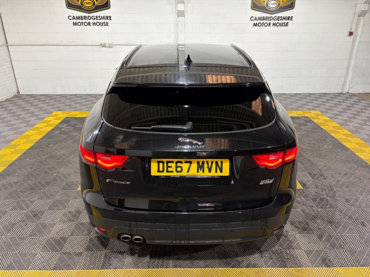 Used Jaguar F-Pace 2017 for sale - 76976759: Photo 23