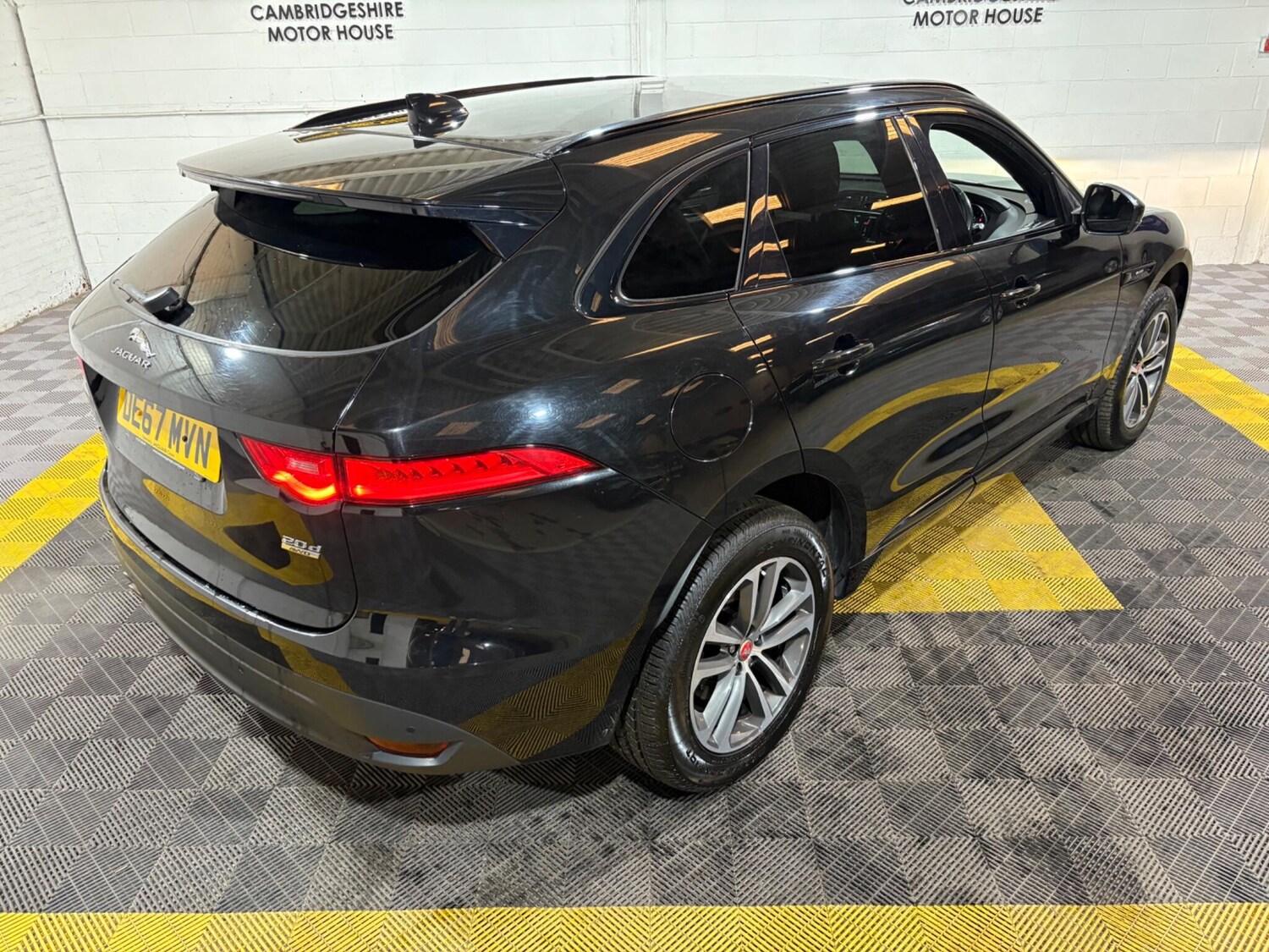 Used Jaguar F-Pace 2017 for sale - 76976759: Photo 50