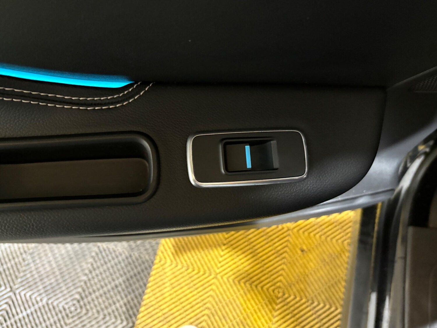 Used Jaguar F-Pace 2017 for sale - 76976759: Photo 56