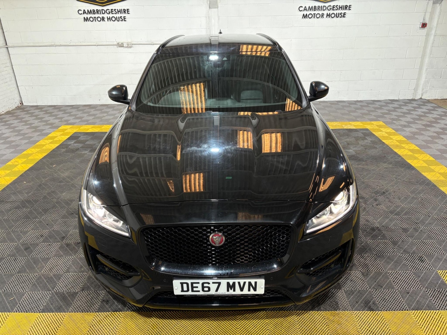 Used Jaguar F-Pace 2017 for sale - 76976759: Photo 61