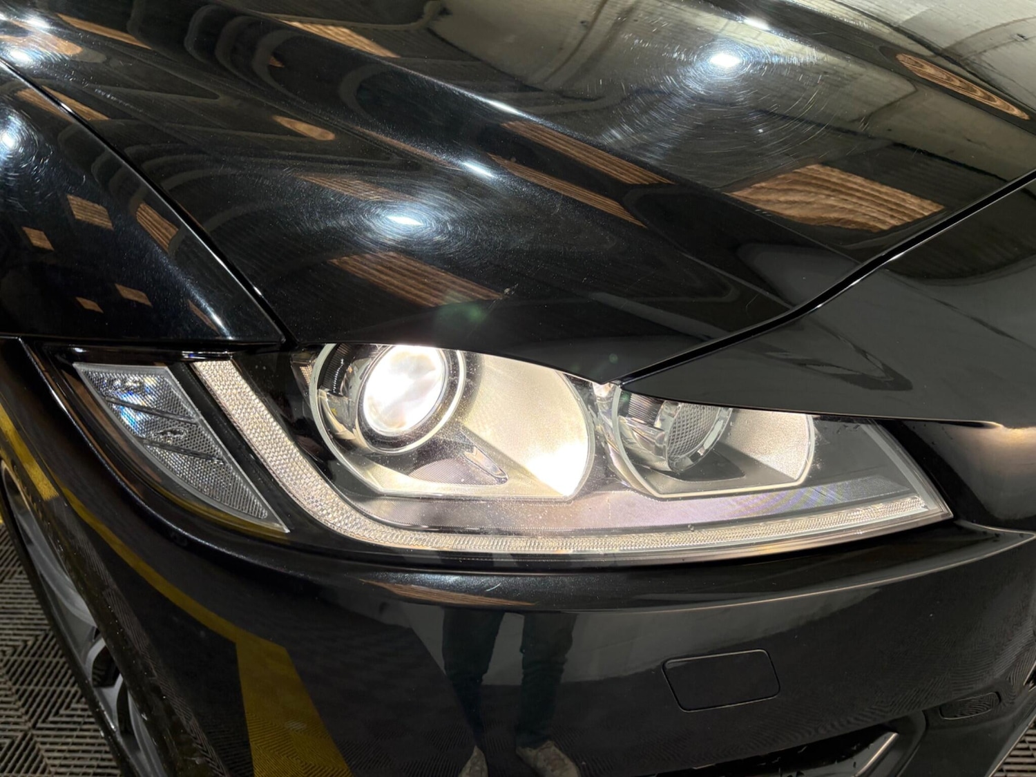 Used Jaguar F-Pace 2017 for sale - 76976759: Photo 69