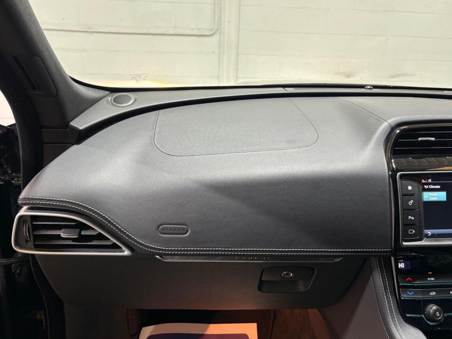 Used Jaguar F-Pace 2017 for sale - 76976759: Photo 70