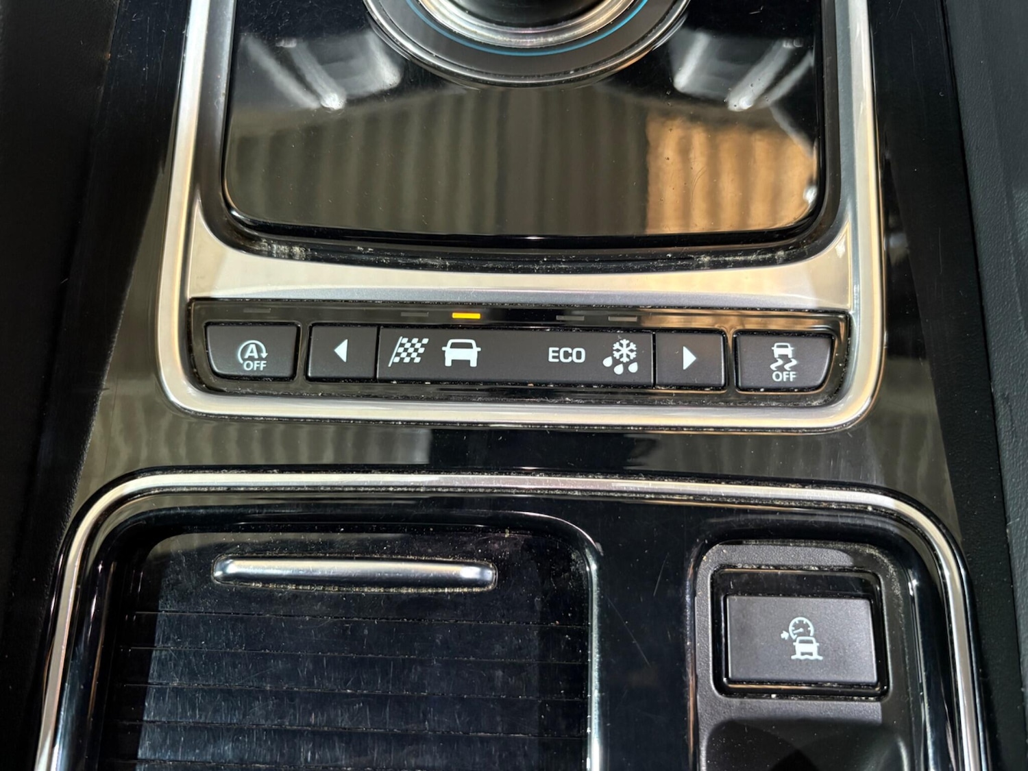 Used Jaguar F-Pace 2017 for sale - 76976759: Photo 73