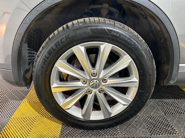 Used Volkswagen Touareg 2014 for sale - 76215279: Photo 32