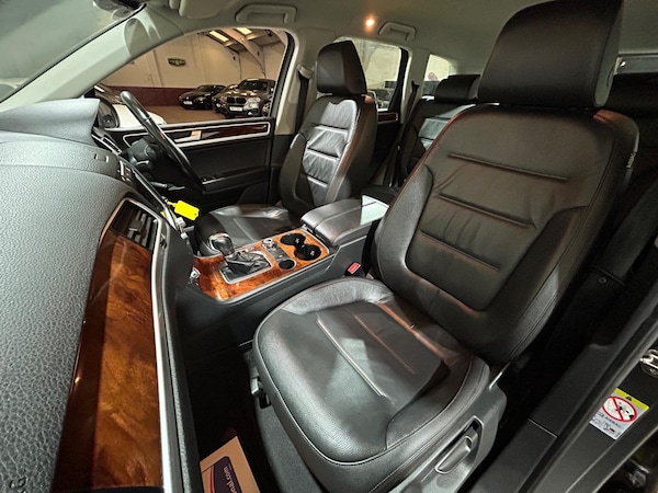 Used Volkswagen Touareg 2014 for sale - 76215279: Photo 65