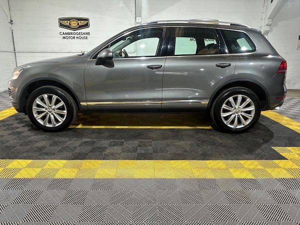 Used Volkswagen Touareg 2014 for sale - 76215279: Photo 75
