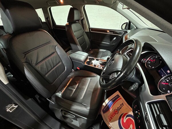 Used Volkswagen Touareg 2014 for sale - 76215279: Photo 8