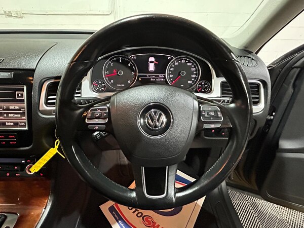 Used Volkswagen Touareg 2014 for sale - 76215279: Photo 9