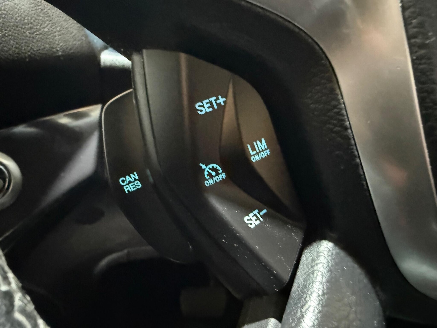 Used Ford Kuga 2014 for sale - 76137832: Photo 25